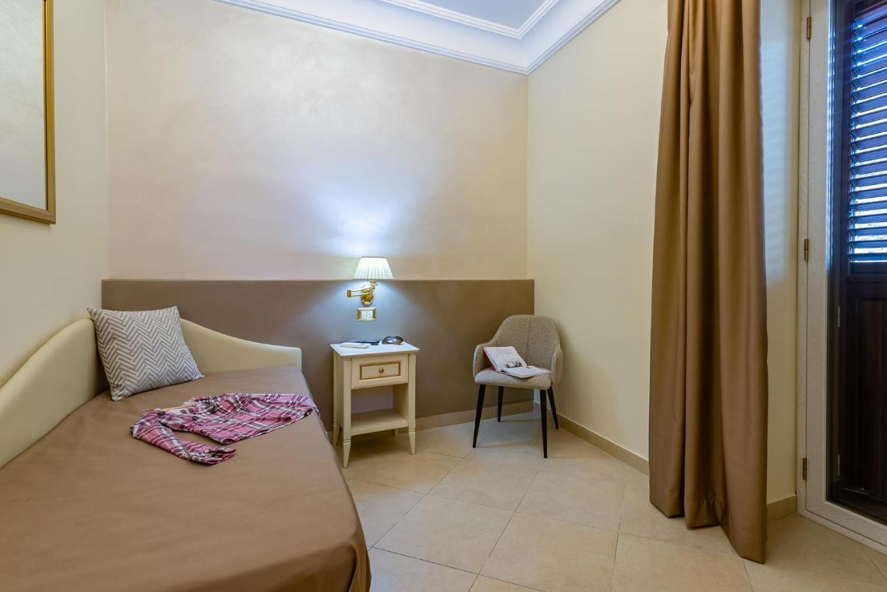 Vittorio Emanuele Boutique Hotel Sciacca Bagian luar foto